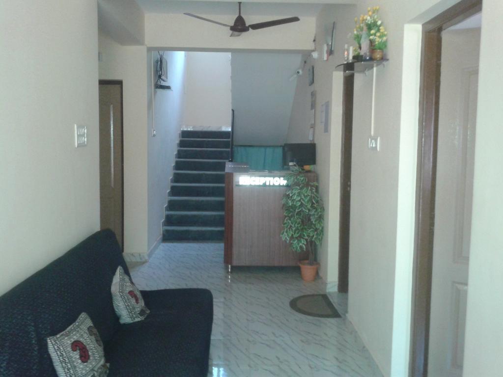 Casa Almeida Guest House Candolim Room photo